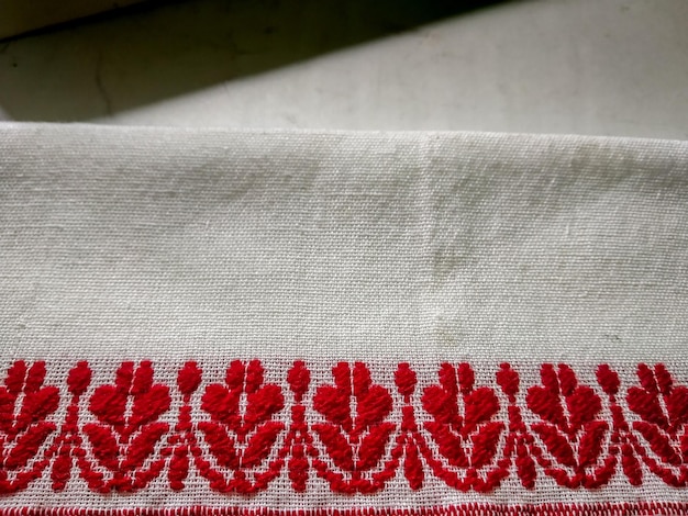 Zbliżenie haftu na płótnie
